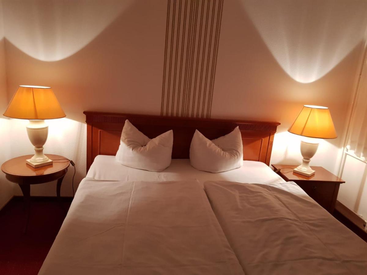 Hotel Zum Mueckenberger Hof Lauchhammer Extérieur photo